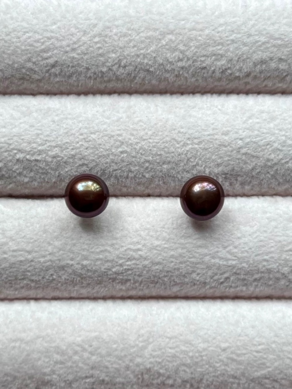 E079 | Genuine Freshwater 'Chocolate' Pearl Studs